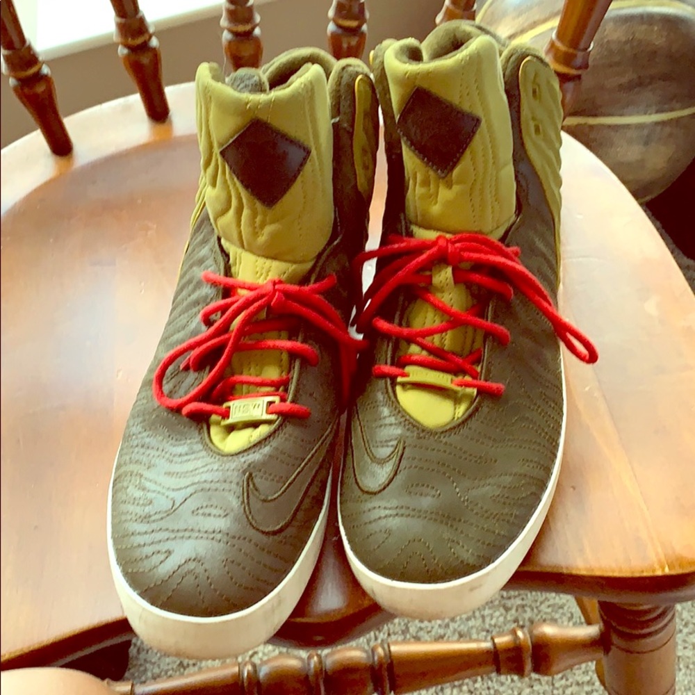 Olive Green Nike Lebron James Shoes